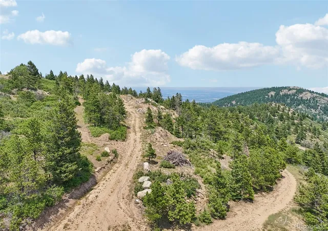 2nd image of 11917 Flat Top Trl, Littleton, CO 80127 | MLS# 3021900