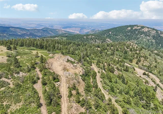 3rd image of 11917 Flat Top Trl, Littleton, CO 80127 | MLS# 3021900