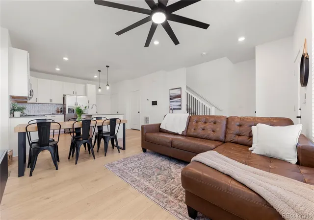 5th image of 9152 Gladiola Wy #A, Arvada, CO 80005 | MLS# 5209205