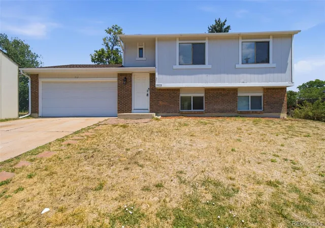 Photo 1 of Single family home for sale at 9525 W David Ave, Littleton, CO 80128 | MLS# 6670938 | Listing updated on 2026-09-29