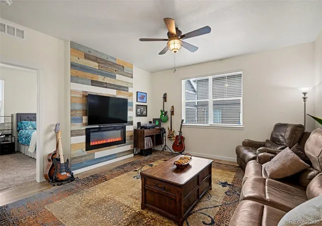 5th image of 163 Coyote St, Bennett, CO 80102 | MLS# 3396630