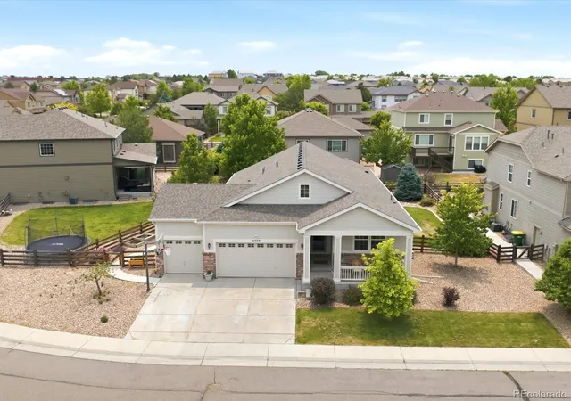 Photo 2 of Single family home for sale at 21560 E Union Pl, Aurora, CO 80015 | MLS# 9881256 | Listing updated on 2026-10-03