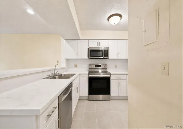 3rd image of 13950 E Oxford Pl #A210, Aurora, CO 80014 | MLS# 6470513