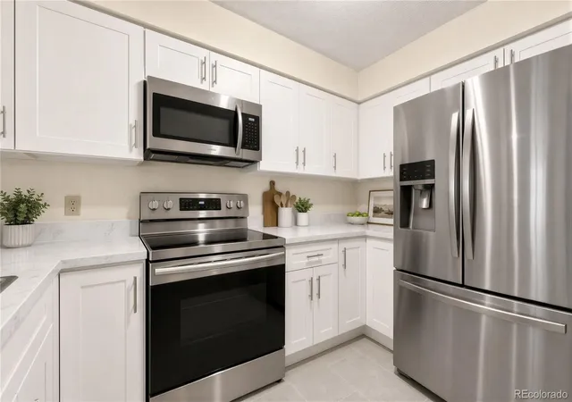 5th image of 13950 E Oxford Pl #A210, Aurora, CO 80014 | MLS# 6470513