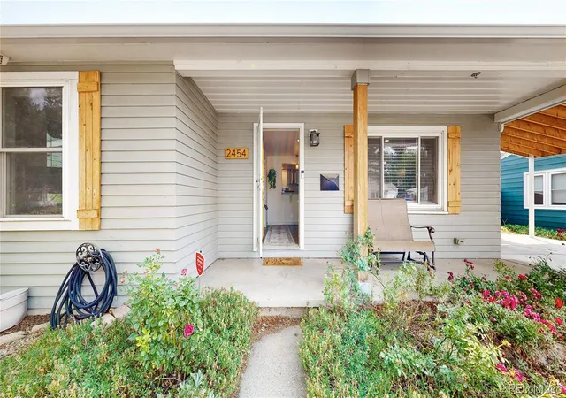 3rd image of 2454 Otis St, Denver, CO 80214 | MLS# 4093618