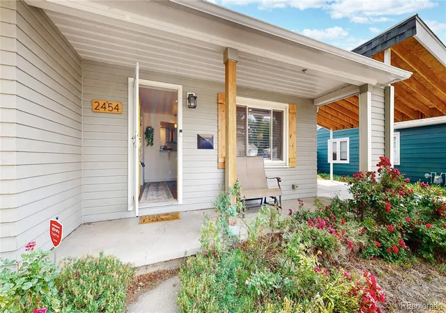 4th image of 2454 Otis St, Denver, CO 80214 | MLS# 4093618