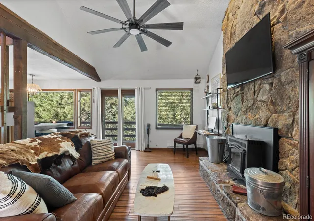 Photo 5 of Single family home for sale at 32638 Little Cub Rd, Evergreen, CO 80439 | MLS# 3017987 | Listing updated on 2026-08-02