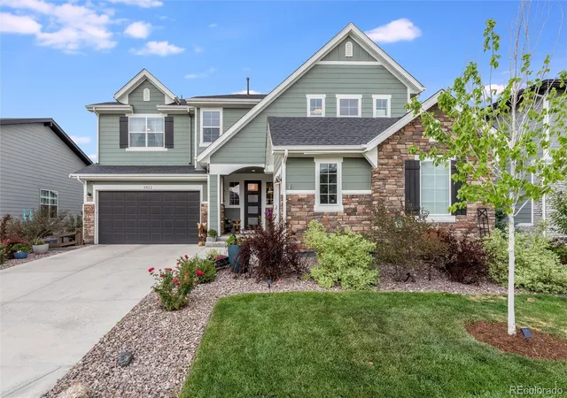 Photo 2 of Single family home for sale at 6822 S Vandriver Ct, Aurora, CO 80016 | MLS# 4634962 | Listing updated on 2026-10-05