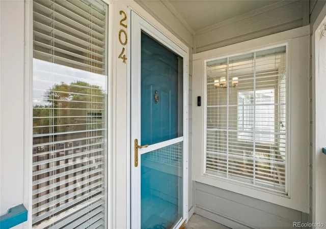 3rd image of 8358 Pebble Creek Wy, Highlands Ranch, CO 80126