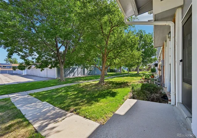 Photo 4 of Townhouse for sale at 178 Paris Cir, Aurora, CO 80011 | MLS# 3108198 | Listing updated on 2026-08-13