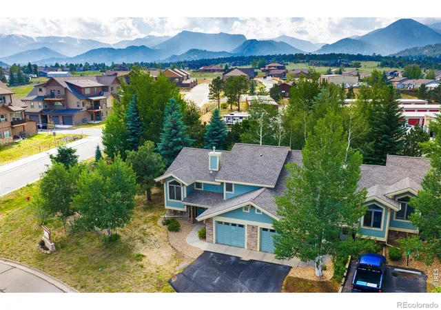 Photo 3 of Condo for sale at 861 Crabapple Ln, Estes Park, CO 80517 | MLS# IR1063168 | Listing updated on 2026-10-08