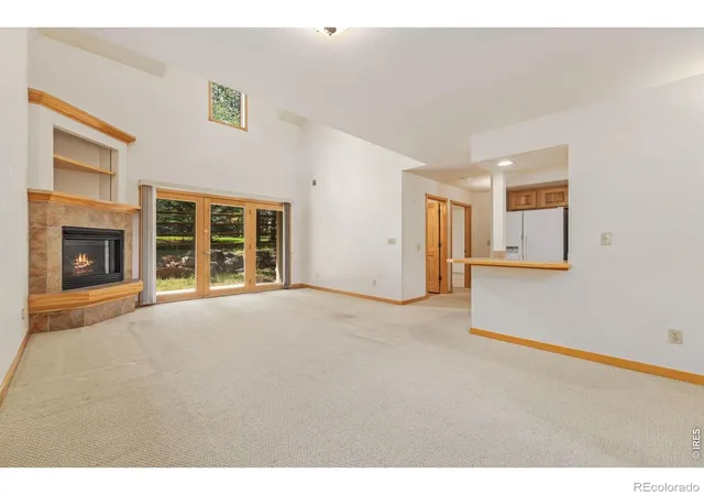 Photo 4 of Condo for sale at 861 Crabapple Ln, Estes Park, CO 80517 | MLS# IR1063168 | Listing updated on 2026-10-08