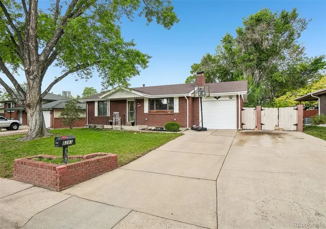 Photo 2 of Single family home for sale at 8283 Depew Way, Arvada, CO 80003 | MLS# 7341546 | Listing updated on 2026-08-28