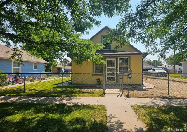 2nd image of 814 Ensign St, Fort Morgan, CO 80701 | MLS# IR1063172