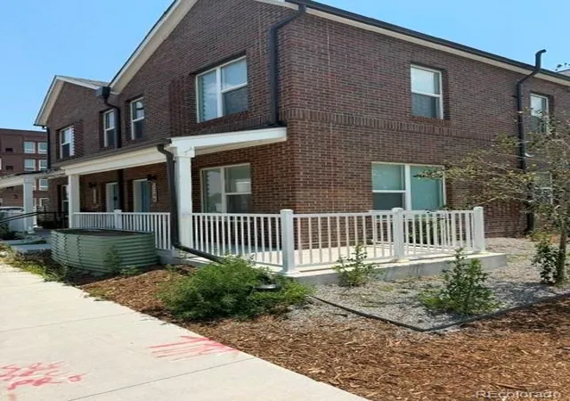 Photo 3 of Townhouse for sale at 2206 E 38th Avenue, Denver, CO 80205 | MLS# 5549911 | Listing updated on 2026-09-11