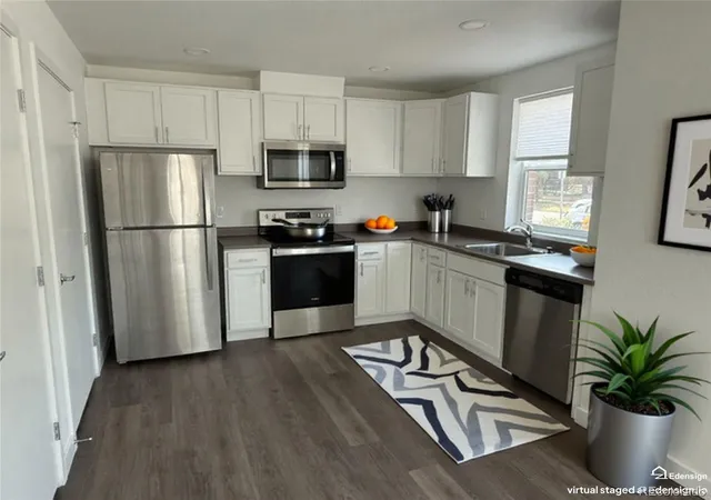 Photo 4 of Townhouse for sale at 2206 E 38th Avenue, Denver, CO 80205 | MLS# 5549911 | Listing updated on 2026-09-11