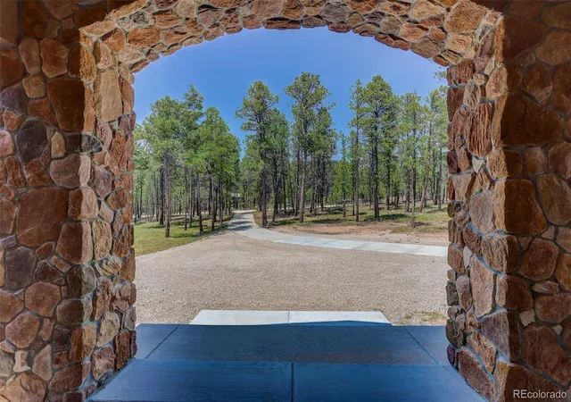 5th image of 6905 Wildridge Rd, Colorado Springs, CO 80908 | MLS# 6358360