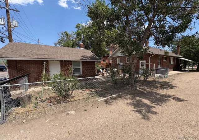 Photo 2 of House for sale at 427 S Lincoln St, Denver, CO 80209 | MLS# 2419981 | Listing updated on 2026-08-20