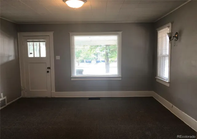 Photo 4 of House for sale at 427 S Lincoln St, Denver, CO 80209 | MLS# 2419981 | Listing updated on 2026-08-20