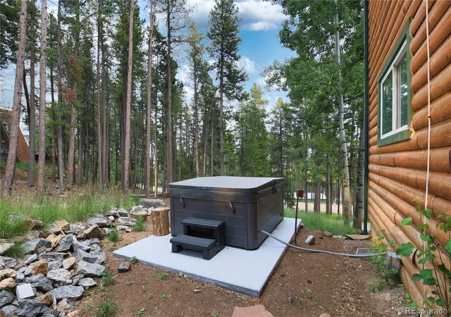 Photo 3 of Single family home for sale at 46 Apache Rd, Evergreen, CO 80439 | MLS# 4814207 | Listing updated on 2026-09-04