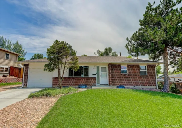 Homes for sale in Northglenn, CO | 9820 Croke Dr, Northglenn, CO 80260 | MLS# 7510058
