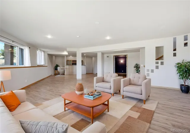 Photo 5 of Single family home for sale at 19531 St Giles Ct, Monument, CO 80132 | MLS# 7254122 | Listing updated on 2026-08-18