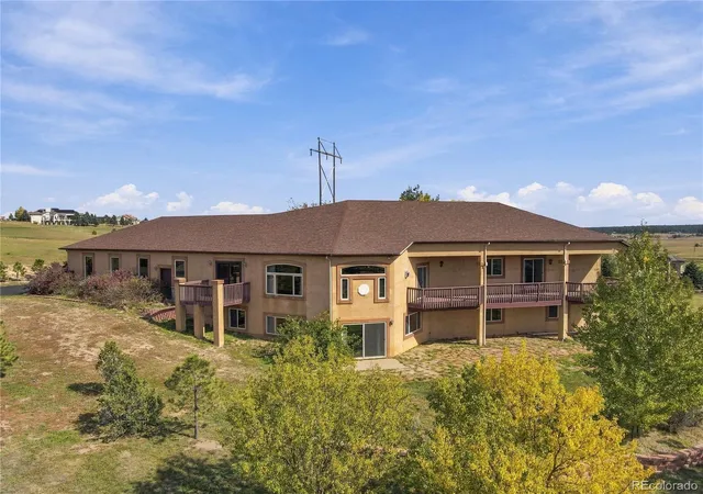 Photo 4 of Single family home for sale at 19531 St Giles Ct, Monument, CO 80132 | MLS# 7254122 | Listing updated on 2026-10-22