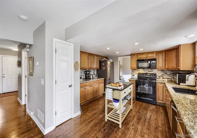 5th image of 20577 E Shefield Ct, Parker, CO 80138 | MLS# 6878642
