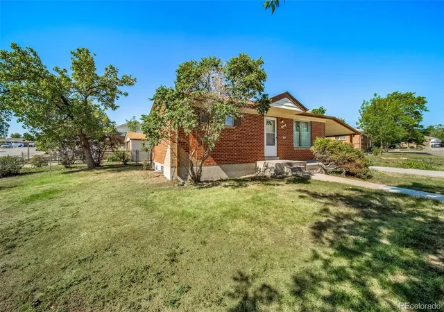 2nd image of 160 E 105th Ave, Northglenn, CO 80233 | MLS# 7917170