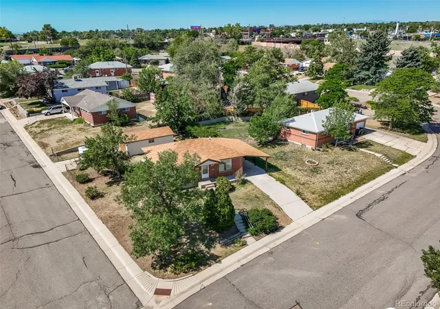 5th image of 160 E 105Th Ave, Northglenn, CO 80233 | MLS# 7917170