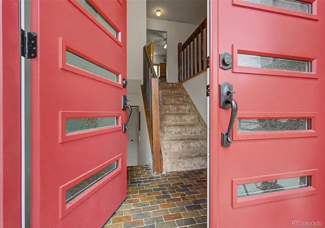 Photo 4 of Single family home for sale at 5660 Tuckerman Dr, Colorado Springs, CO 80918 | MLS# 1778433 | Listing updated on 2026-08-28