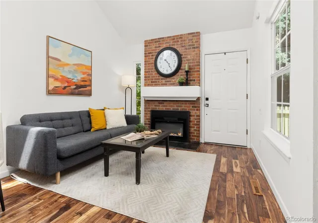 2nd image of 1930 S Helena St #D, Aurora, CO 80013 | MLS# 4083760