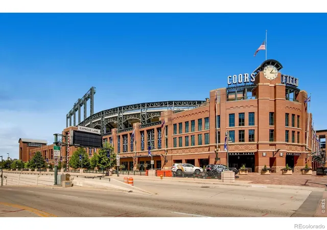 2nd image of Barclay Towers, Denver, CO 80202