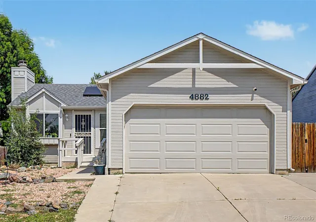 Homes for sale in Aurora, CO | 4882 S Genoa St, Aurora, CO 80015 | MLS# 4314729