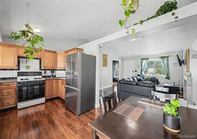 Homes for sale in Aurora, CO | 4882 S Genoa St, Aurora, CO 80015 | MLS# 4314729