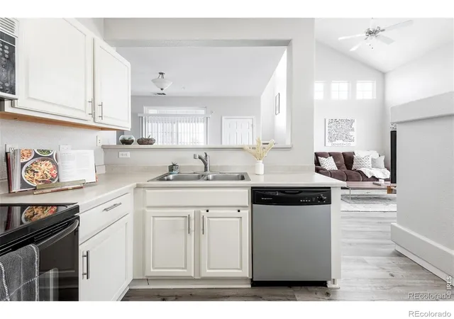 4th image of 1509 S Florence Ct #209, Aurora, CO 80247 | MLS# IR1063216