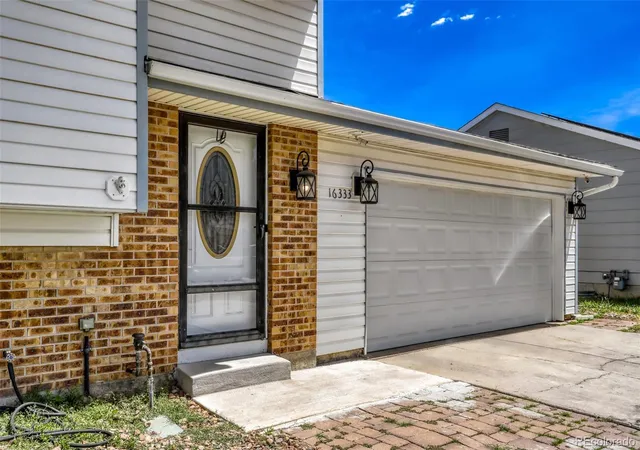 Photo 2 of Single family home for sale at 16333 E Carolina Dr, Aurora, CO 80017 | MLS# 9030906 | Listing updated on 2026-09-12