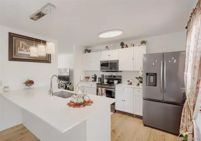 Photo 3 of Single family home for sale at 16333 E Carolina Dr, Aurora, CO 80017 | MLS# 9030906 | Listing updated on 2026-09-23