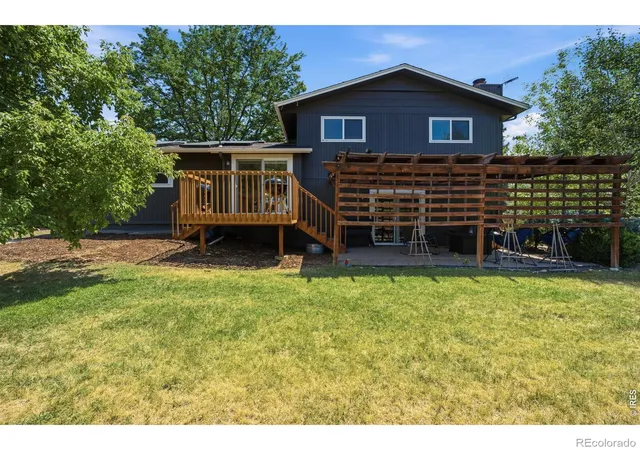 Photo 4 of Single family home for sale at 5217 Greenview Dr, Fort Collins, CO 80525 | MLS# IR1063229 | Listing updated on 2026-10-05