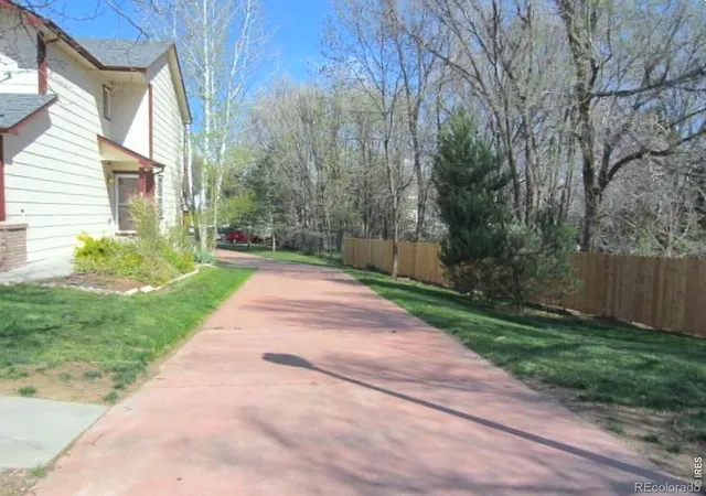 3rd image of 985 Winona Cir, Loveland, CO 80537 | MLS# IR1063232