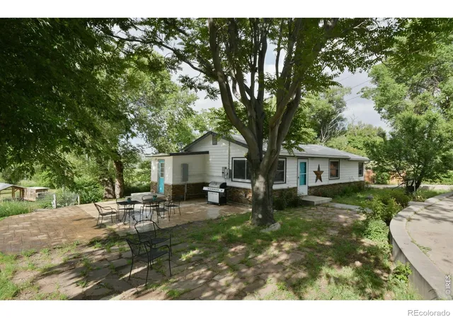 Photo 3 of Single family home for sale at 6903 Valmont Rd, Boulder, CO 80301 | MLS# IR1063236 | Listing updated on 2026-07-06