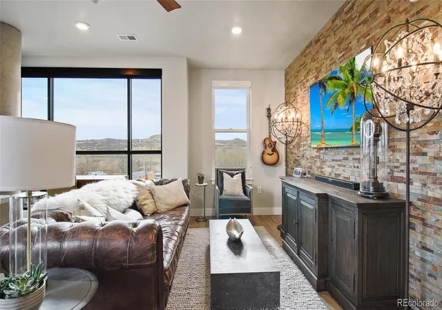 5th image of 20 Wilcox St #302, Castle Rock, CO 80104 | MLS# 3350123
