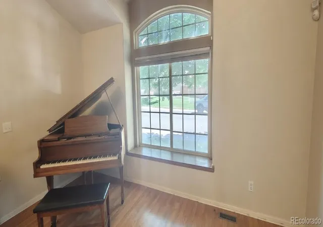 Photo 2 of Single family home for sale at 4016 S Kirk Ct, Aurora, CO 80013 | MLS# 8084920 | Listing updated on 2026-08-07