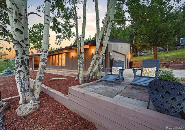 Photo 1 of Single family home for sale at 32042 Horseshoe Dr, Evergreen, CO 80439 | MLS# 7009087 | Listing updated on 2026-09-26