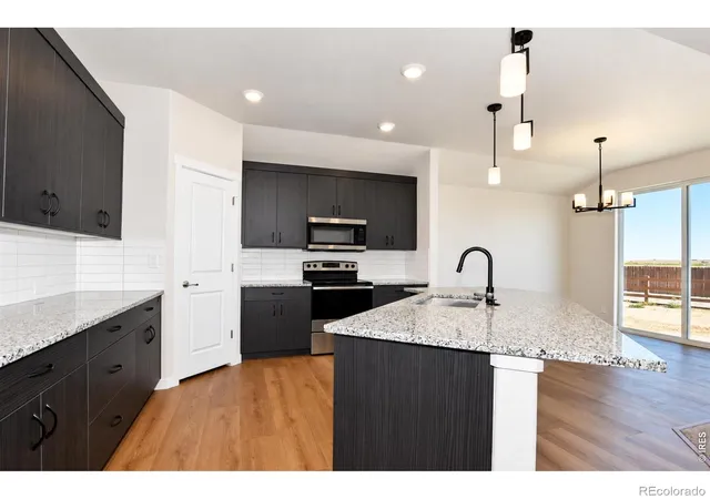 Photo 3 of Single family home for sale at 1189 Crown Sparrow St, Johnstown, CO 80534 | MLS# IR1063246 | Listing updated on 2026-10-06