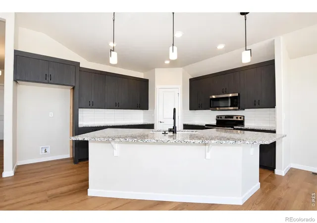 Photo 4 of Single family home for sale at 1189 Crown Sparrow St, Johnstown, CO 80534 | MLS# IR1063246 | Listing updated on 2026-10-06