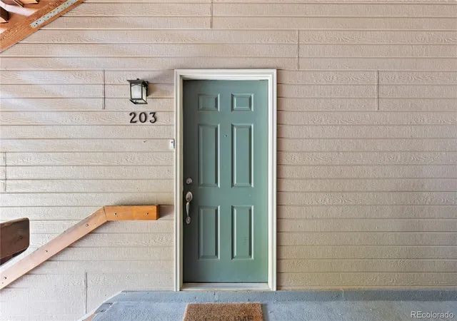 2nd image of 7445 S Alkire St, Littleton, CO 80127