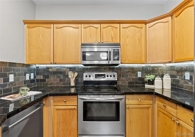 4th image of 7445 S Alkire St, Littleton, CO 80127