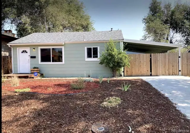 Photo 1 of Single family home for sale at 250 S Zenobia St, Denver, CO 80219 | MLS# 8930190 | Listing updated on 2026-08-12