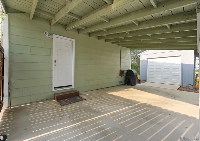 Photo 2 of Single family home for sale at 250 S Zenobia St, Denver, CO 80219 | MLS# 8930190 | Listing updated on 2026-08-12